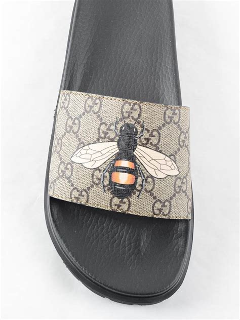 bee pendant gucci sandals womens|Gucci bee collection.